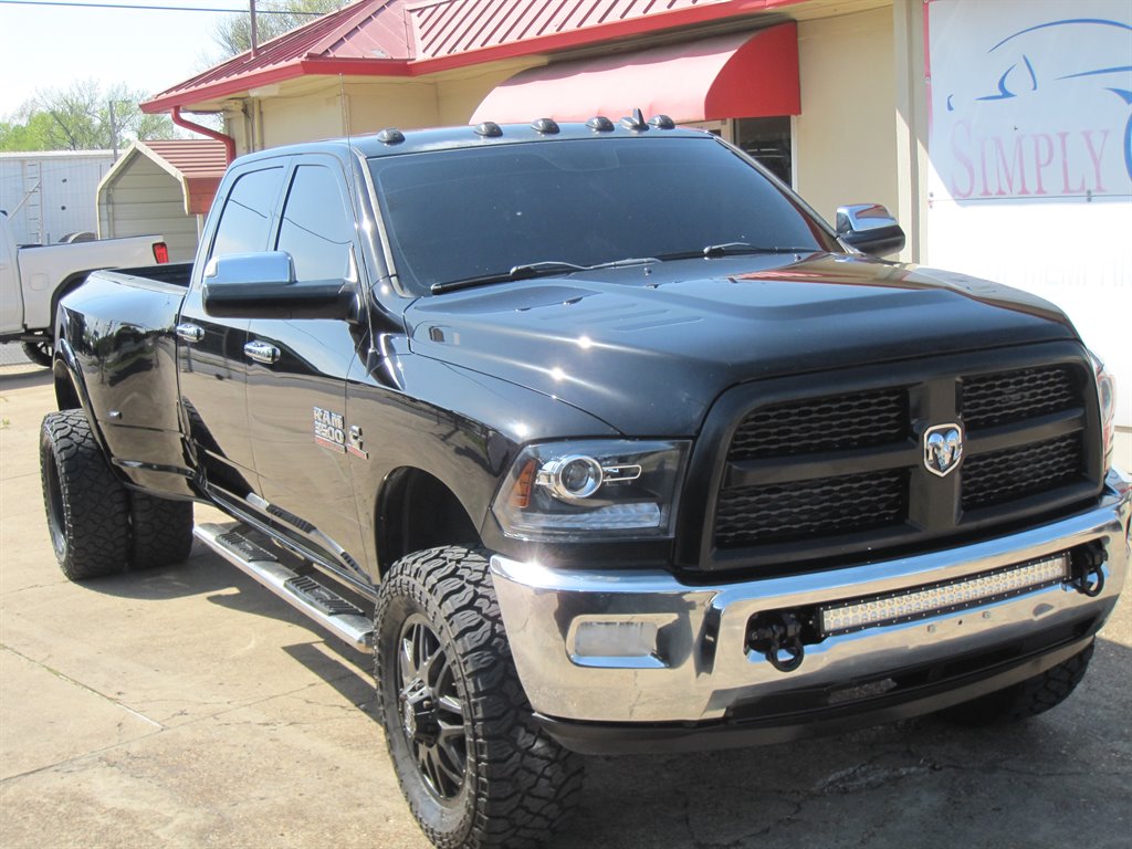 2015 RAM Ram 3500 Pickup Laramie's photo