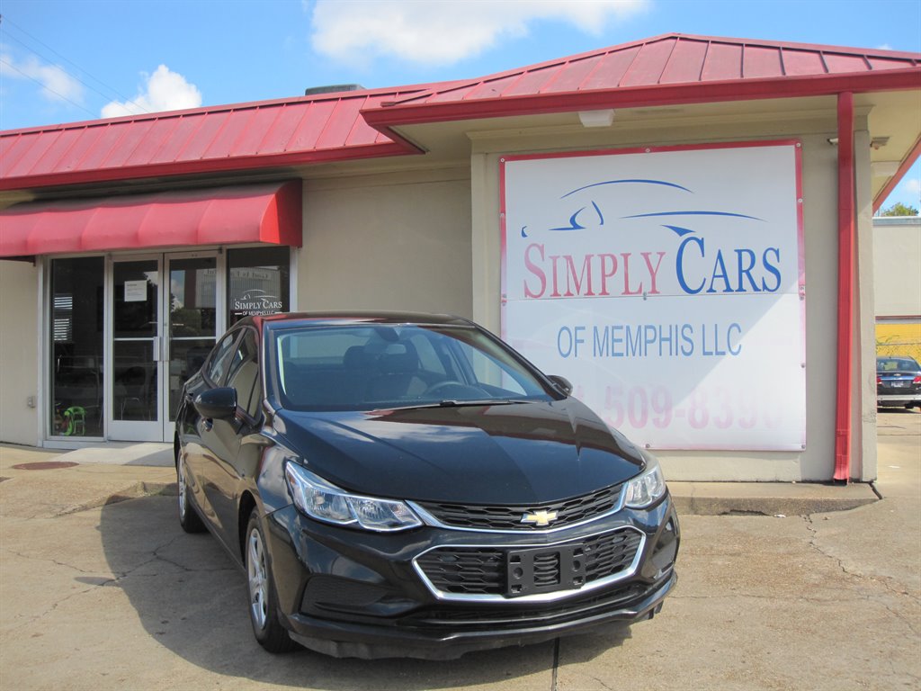 2017 Chevrolet Cruze LS's photo